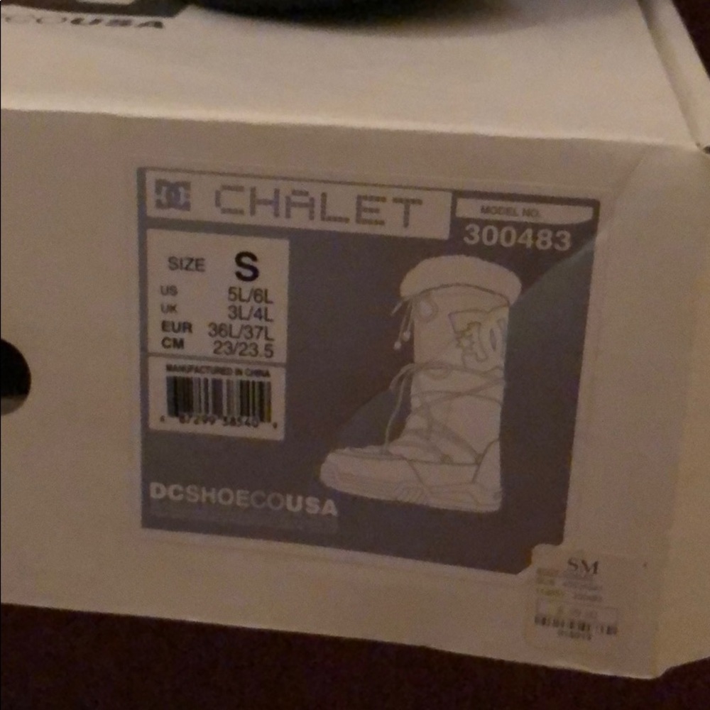 Snow boot - Picture 2 of 5